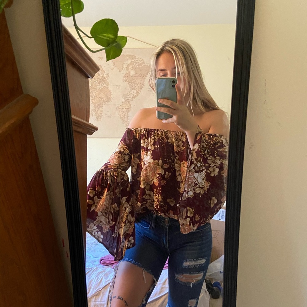 NWT Neiman Marcus off the shoulder blouse